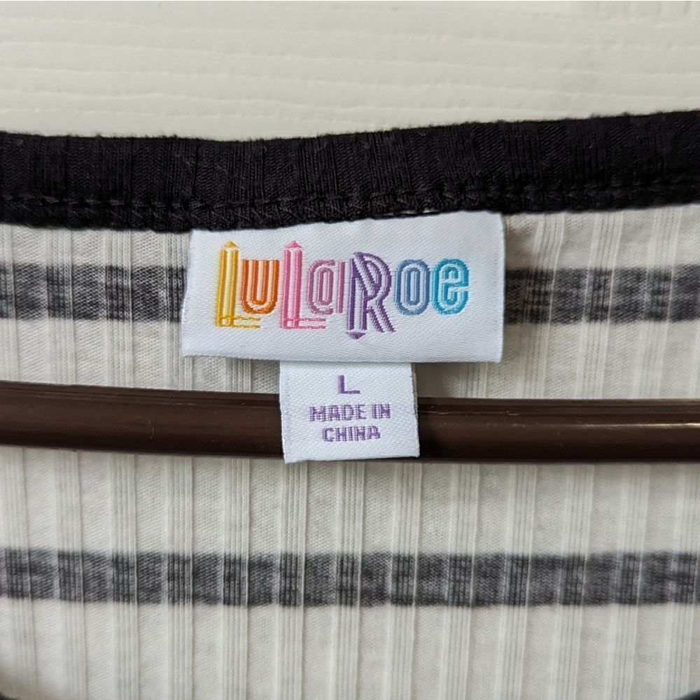 Lularoe women's top - Picture 4 of 8